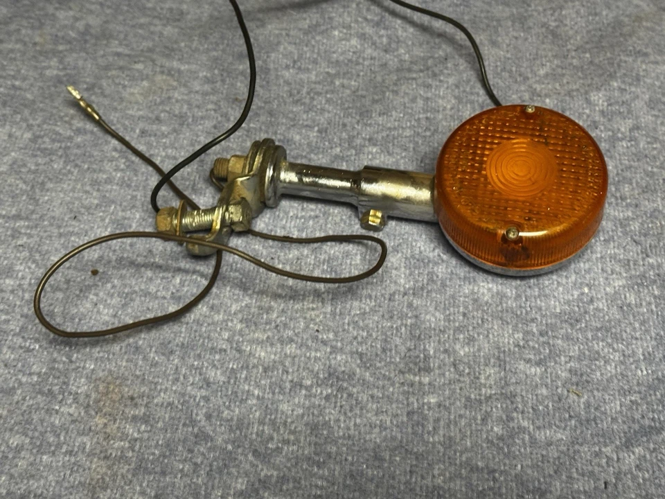 Yamaha XJ650 1981 Maxim intermitente trasero intermitente direccional ¡probado! Foto 3 de 4