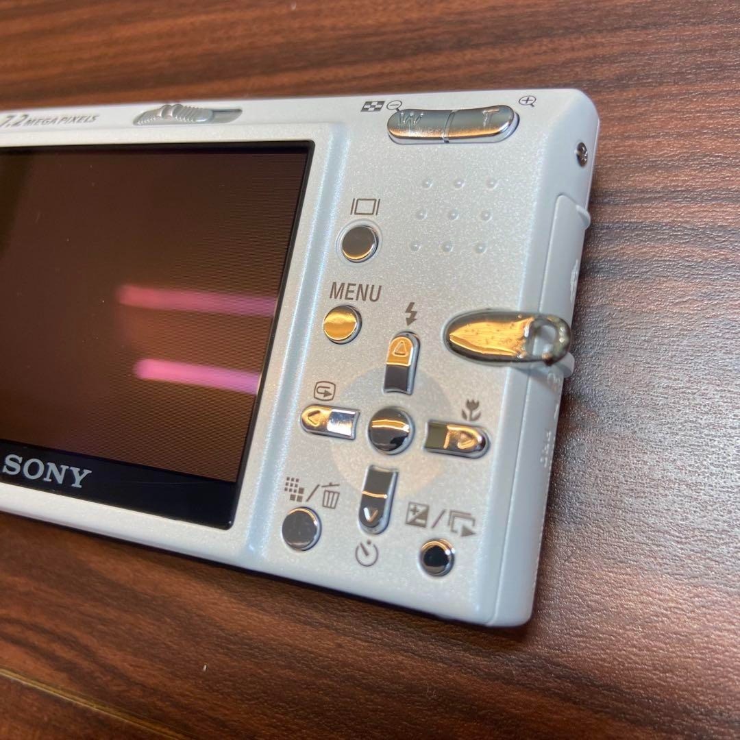 Sony Cyber-shot DSC-T10 7.2MP Digital Camera - Silver for