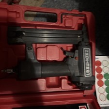 Craftsman 18 Gauge Brad Nailer 1-14 Air Pneumatic Nail Gun W Case