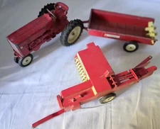 Ertl Farm Toys - Tractor, Manure Spreader, Square Hay Baler