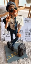 Pilot - Comic Skulptur von Guillermo Forchino. Kapit&auml;n