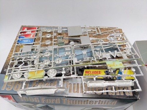 AMT ERTL 1966 Ford Thunderbird Street Custom Model Kit 38054 Barely Started - Picture 7 of 7