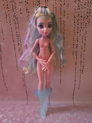 Monster High Doll G3 Lagoona Blue Faboolous Friends HHK55 reboot 2022 