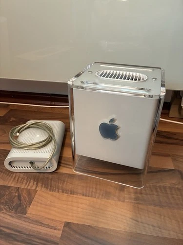 Apple Powermac G4 Cube  450 MHz 768MB, 80 GB OS 10.4