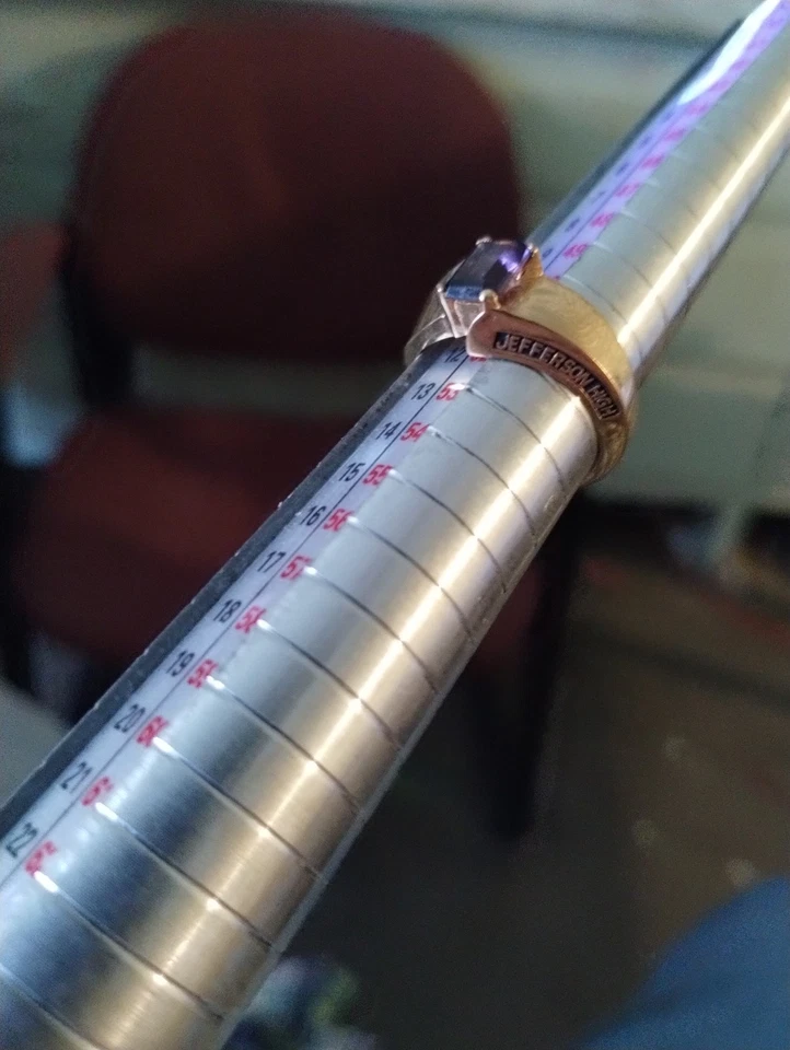 Anillo clase mujer por arte tallado tallado en oro 5,75 Foto 2 de 4