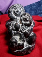 Vintage Eskimo Mother & Child  Soapstone Sculpture A WOLF Original Figurine