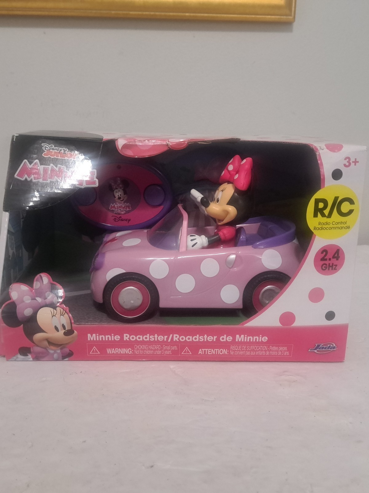 Coche de radiocontrol Disney Junior Minnie Mouse Roadster con lunares, 27 MHz nuevo