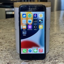 iPhone 7 32GB Unlocked Black A1660 READ