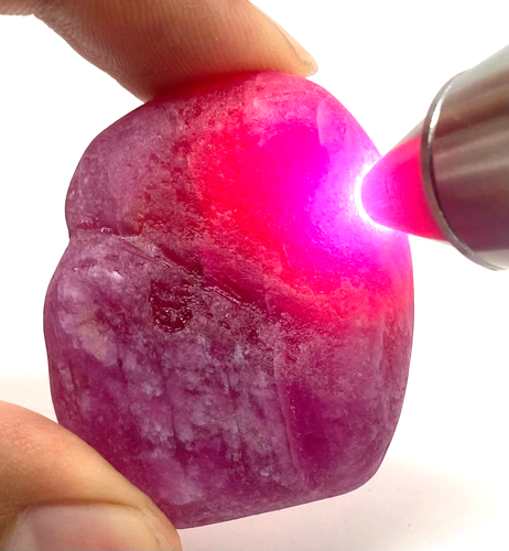 187CT. Rough Red/Pink Ruby Top Colors Natural 100% - Picture 3 of 4