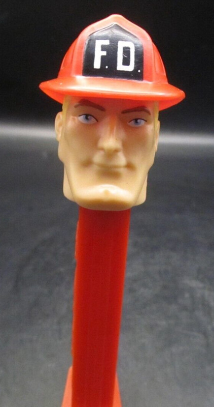 Emergency Hero PEZ Dispenser FIREMAN FD Fire Department Fire Fighter Heroes