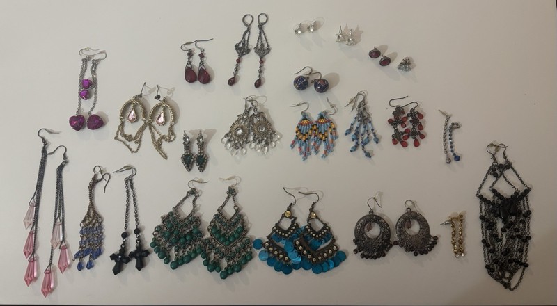 Lot Of 23 Pairs Of Vintage Earrings. 1990s & 2000s. Studs, Chandeliers, Beads.