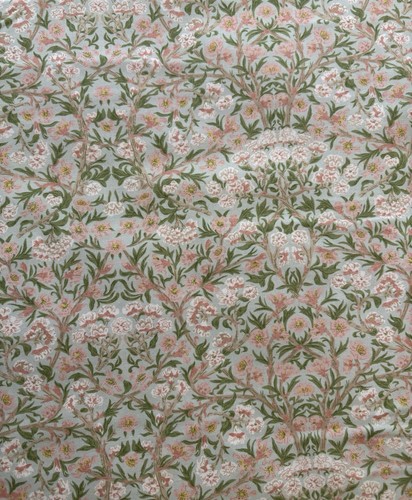 X3 Metres Cotton Fabric V&A William Morris Morris' Muses Blossom Green & Pink - Picture 4 of 7