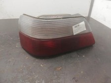 Feu arrière Peugeot 605