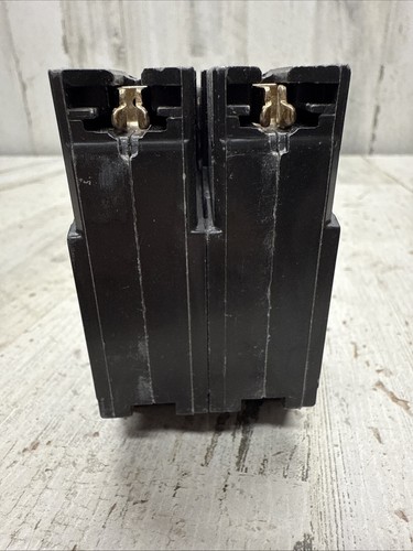 Disyuntor Ge 30 Amp a granel - Imagen 5 de 8