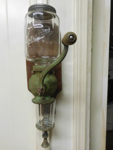 VERY RARE ALL ORIGINAL Antique Arcade Coffee Grinder Crystal NO. 4 Wall Mount