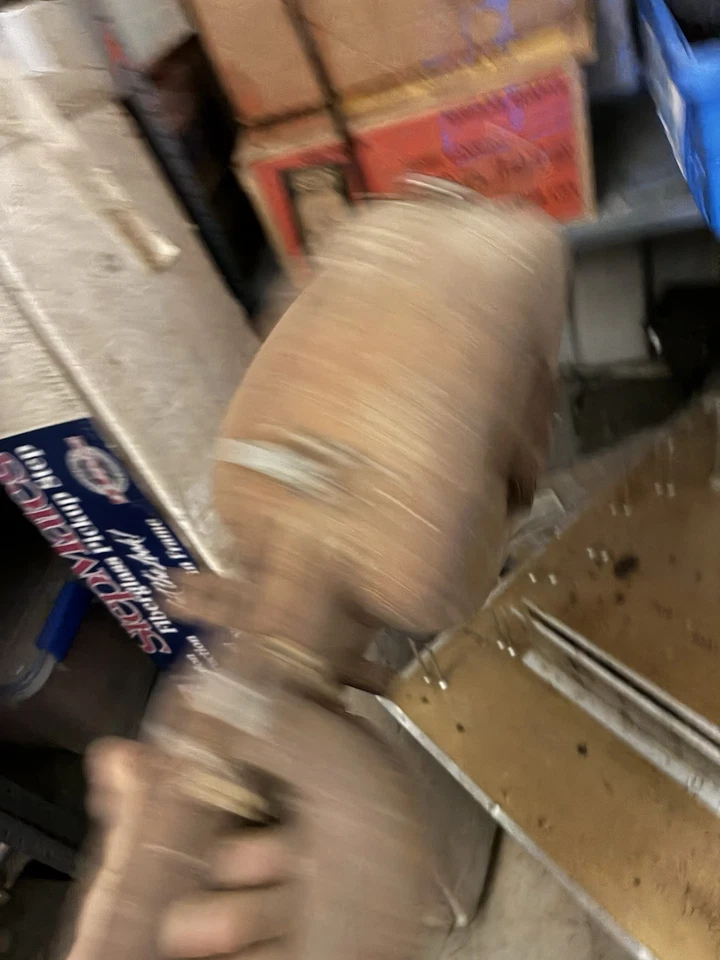 Vintage VW Bug Beetle  Oil Bath Air Cleaner Assembly Volkswagen 1970's - Image 2 of 4