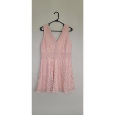 Francesca's Pink Lace Sleeveless Mini Dress W/V-Neckline Size L NWT