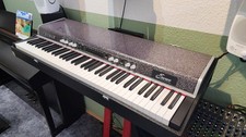 Crumar Seven Rhodes - Vintage Style Stagepiano in Purple