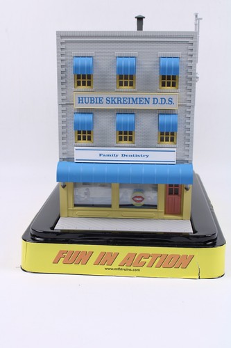Rail King por MTH O Gauge 30-90155 Hubi Skriete DDS edificio de 3 pisos con parpadeo | Zustand: Used