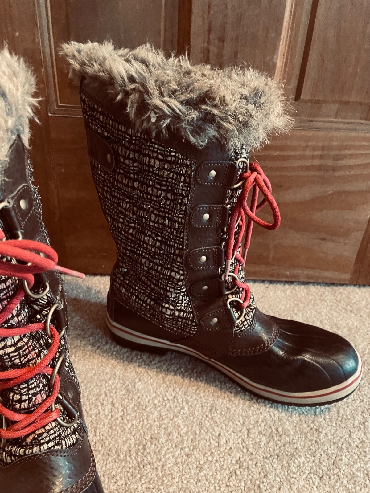 Sorel Tofino Waterproof Women's 8.5  Tall Lace Up Snow Boots NL2388-231 Black