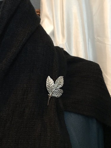 Vintage Trifari 3 Silver Leaf Leaves Brooch Pin - Picture 3 of 18