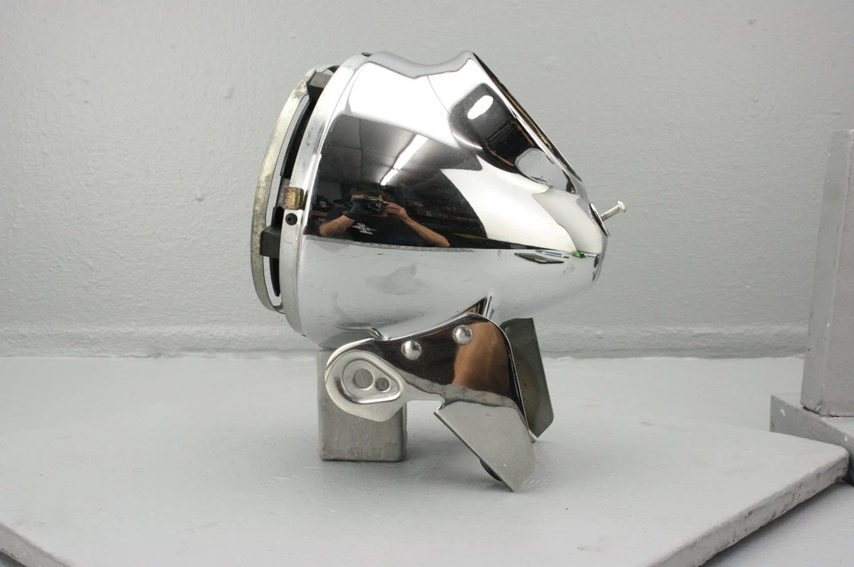 Victory Classic Cruiser V92 2003 carcasa de faro de 7" + montaje de velocímetro cromado Foto 4 de 4