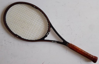 Vintage 1980s Used Wilson Pro Staff Midsize Grip 4-3/8'' Tennis