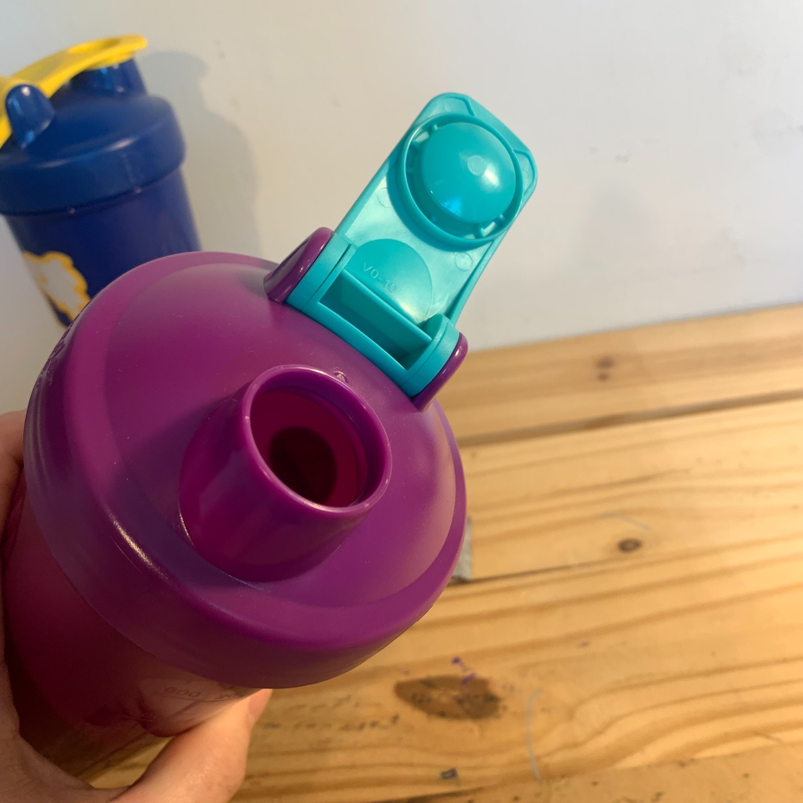 GHOST LIFESTYLE 2 Two 28oz Classic Blender Bottles With Blender Ball NEW