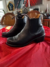 Blundstone Tasmania Women's Chelsea Boots Size 8/39 Black Leather