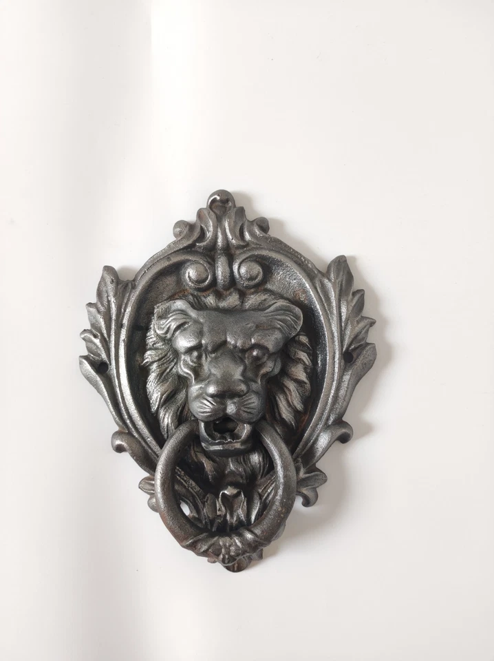 Llamador de puerta antiguo vintage grande francés ornamentado metal macizo montaje para muebles Foto 2 de 4