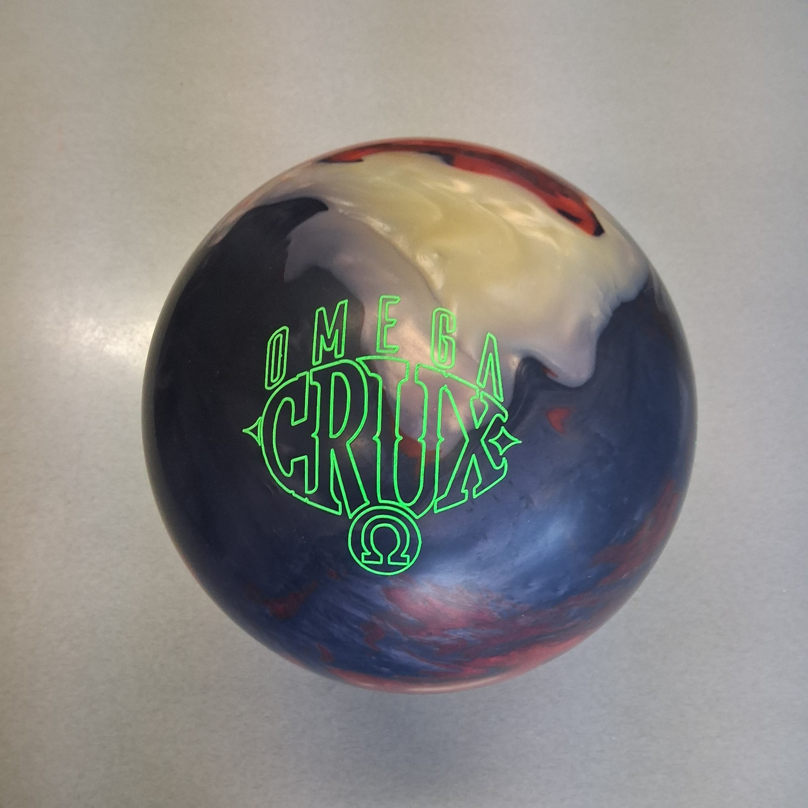 Storm Omega Crux  bowling ball 15 LB. 1ST QUALITY NEW UNDRILLED IN BOX!!   #070