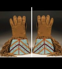 Old American Style Handmade Sioux Beaded Leather Gauntlet Gloves GV93