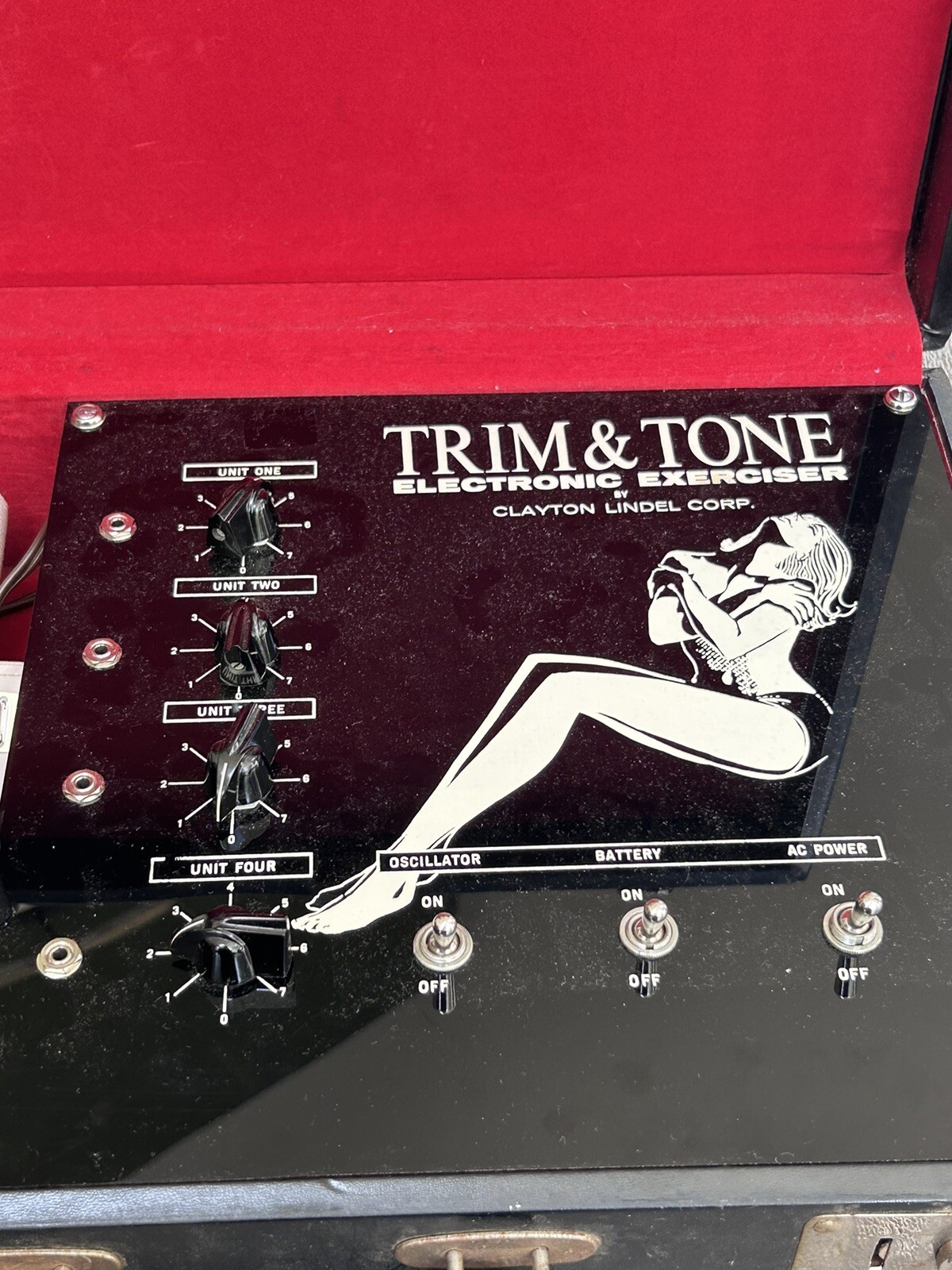 Vintage Mid Century TRIM & TONE Electronic Exerciser Works Quack Medical Device