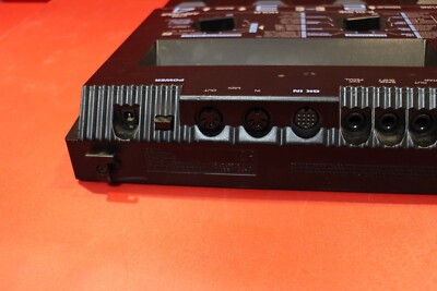 USED Roland GR-30 Guitar Synthesizer GR 30 Midi Guitar Pedal U2563