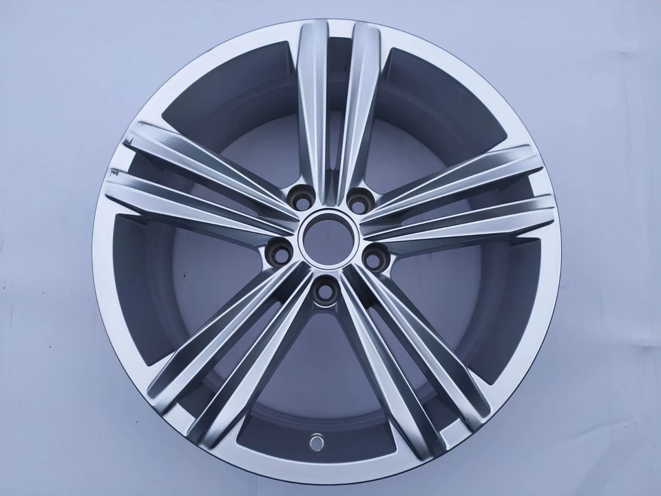 4x 5NA601025M Llantas de aluminio originales VW Tiguan II Allspace Sebring 7Jx18H2 ET43 (1) - Imagen 2 de 4