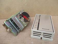 New Open Box Honeywell T6051A 1016 50 to 80F Heat/Cool Thermostat 52613ISU