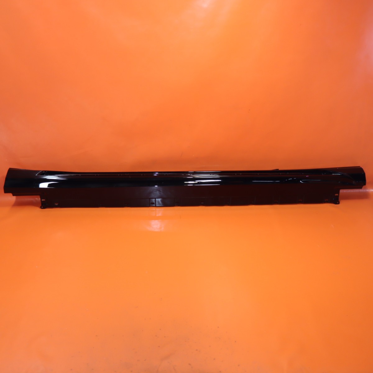 ROLLS ROYCE SPECTRE ROCKER MOLDING RIGHT 2024 202 2026 51775A0AD94 OEM
