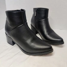 Blondo Eileen Waterproof Black Leather Heeled Ankle Booties Pointed Toe 6.5