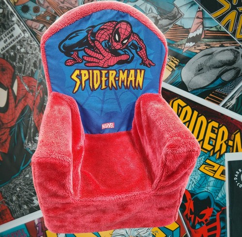 Vintage 2009 Amazing Spider-Man Kids Foam Plush Arm Chair Toddler Lounge Seat