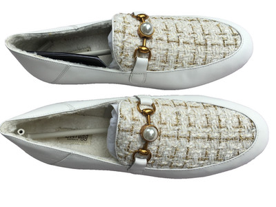Ugg Everugg Charmy Woman's White Leather Shoes Size 40 AU 9 New