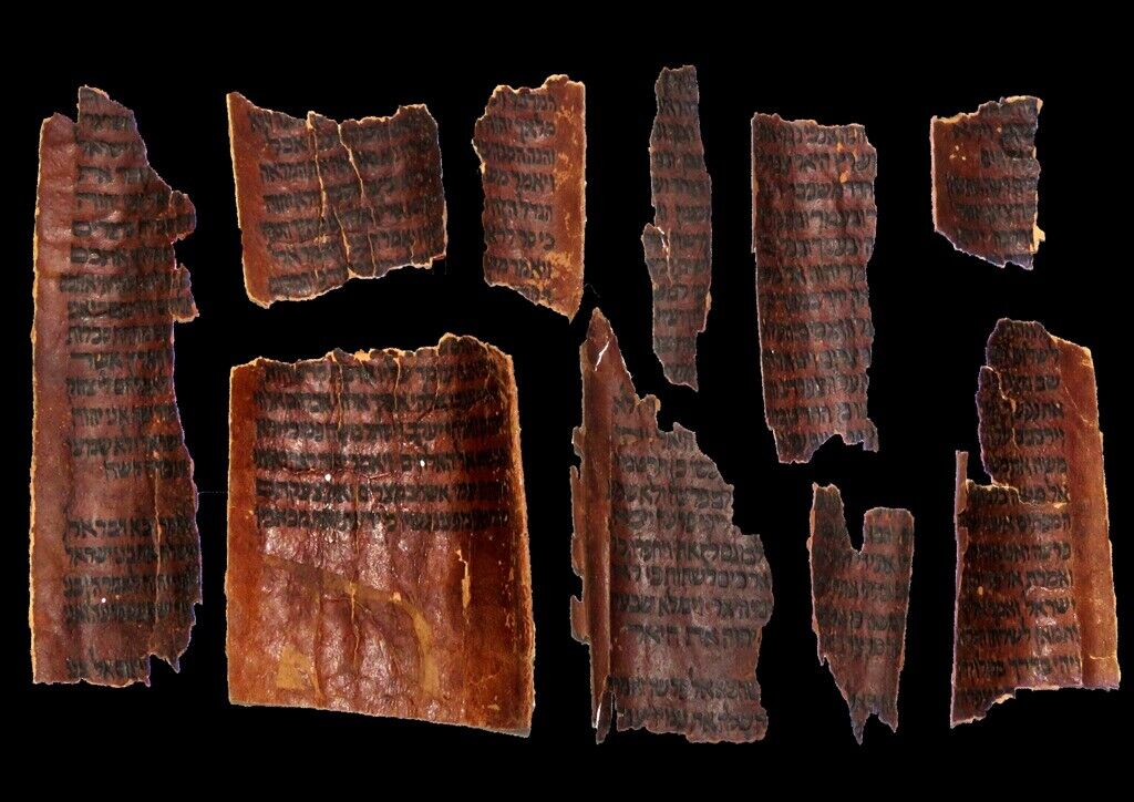 ANCIENT TORAH BIBLE MANUSCRIPT FRAGMENTS 600-800 YEARS OLD FROM YEMEN JUDAICA  