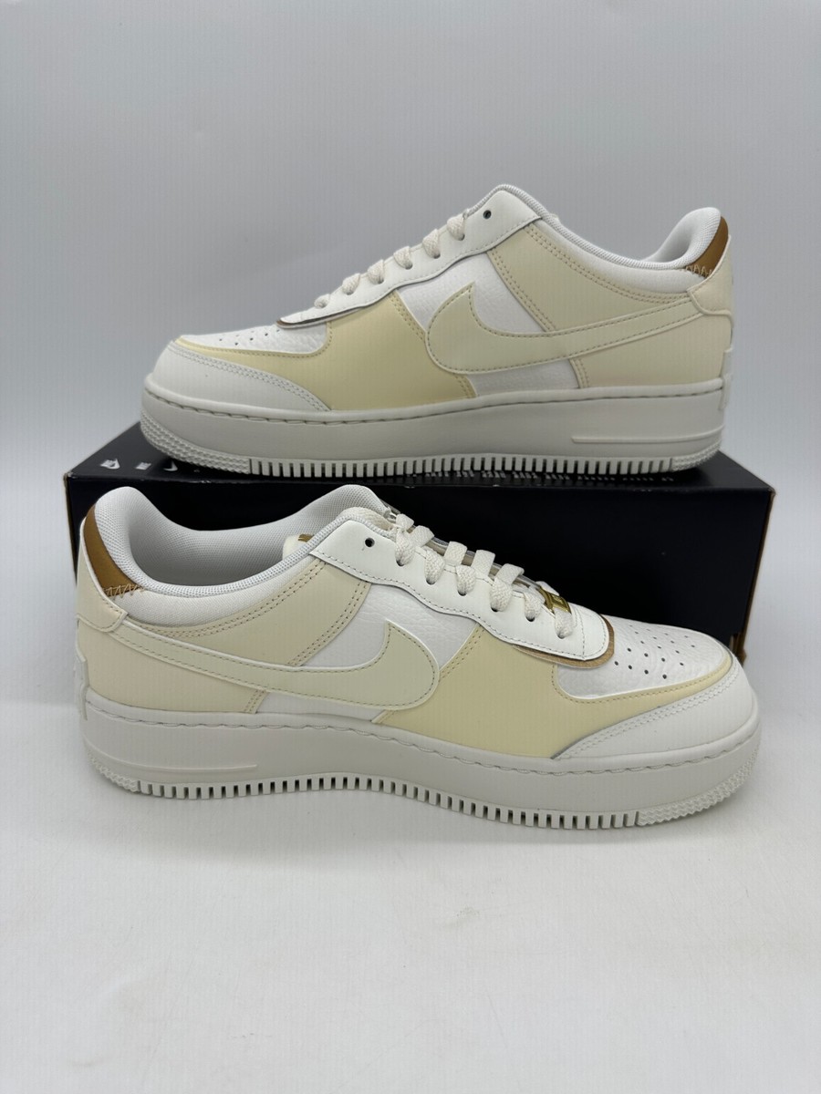 Nike Air Force 1 ホワイト ゴールド アクセント Amazon | [ナイキ] エア フォース 1 '07 NN W AIR FORCE 1 '07