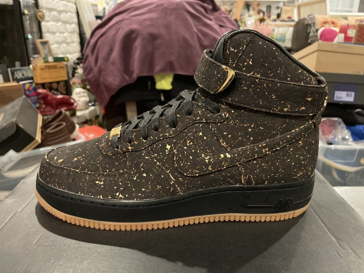 NIKE AIR FORCE 1 HIGH CORK ID NBA CHAMPIONSHIP BLACK GOLD SZ  display picture 2