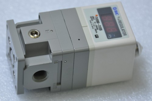 SMC ITV2090-312S5 REGULATOR INPUT 0~10VDC OUTPUT -1.3~ -80kPa - Picture 5 of 10