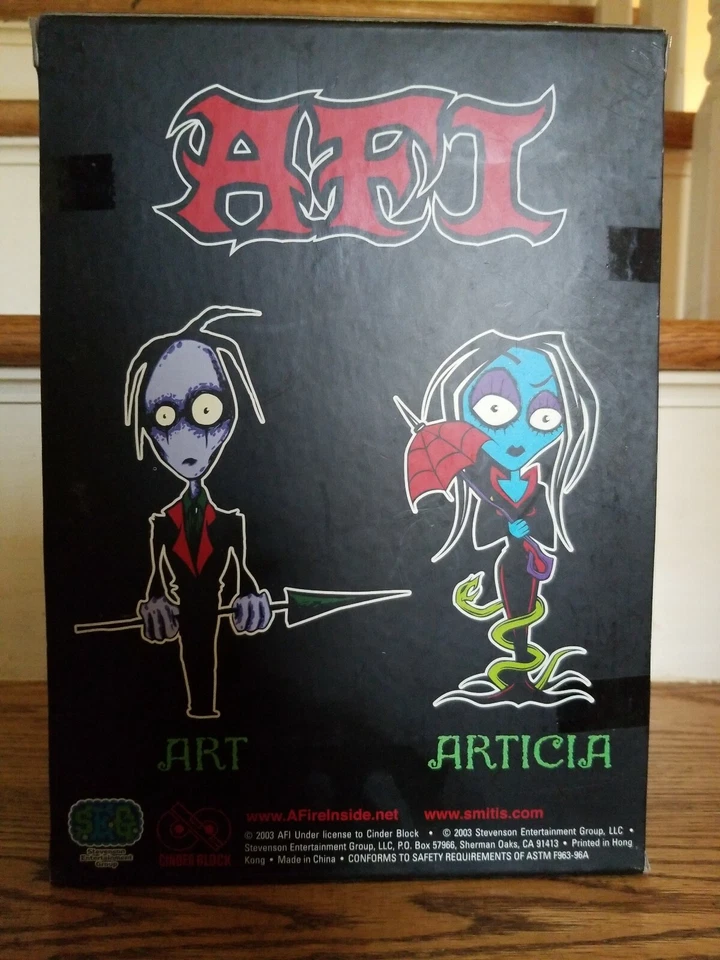 AFI Art and Articia limited edition dolls 2003 1 out of 1000 made!!!! - Image 3 of 3