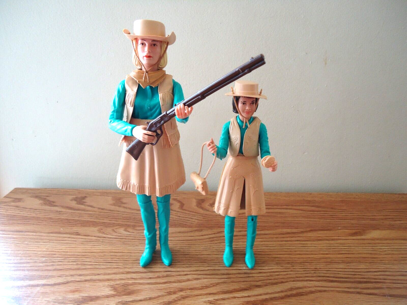 Vtg Marx Jane West With Daughter Janice And Some Acc. " GREAT COLLECTIBLE ITEM "