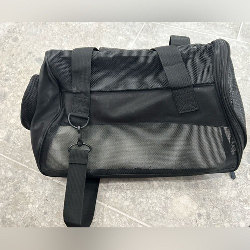 Dog carrier