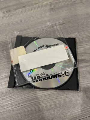 Microsoft Windows 95 Installation CD-Rom Disc With Key