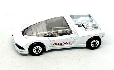 Matchbox International 49 Peugeot Quasar in weiß, ''Quasar' roter Tampo, neuwertig!