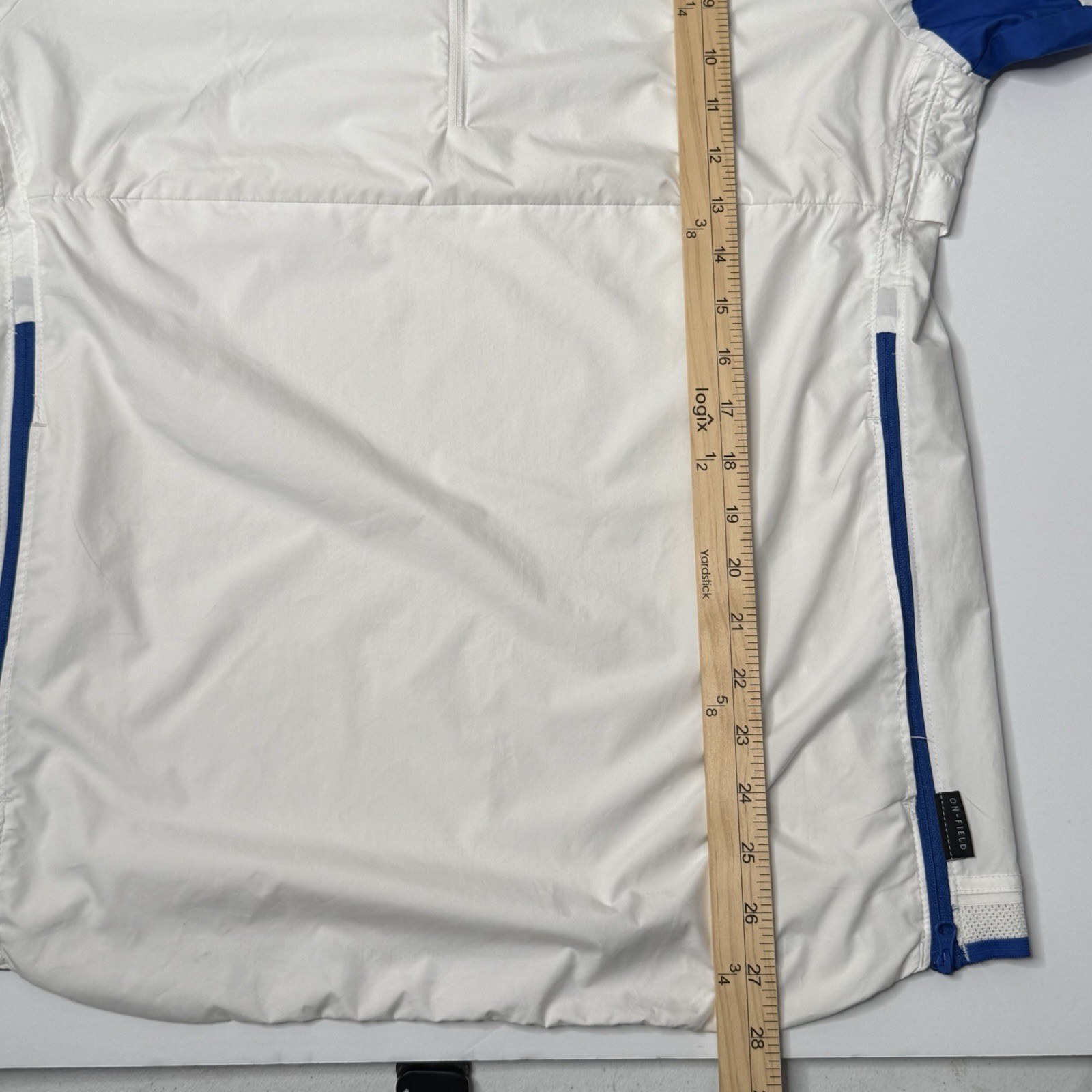 SACAI X NIKE Giacca a vento Nike Kentucky Wildcats uomo piccola bianca 1 4 zip